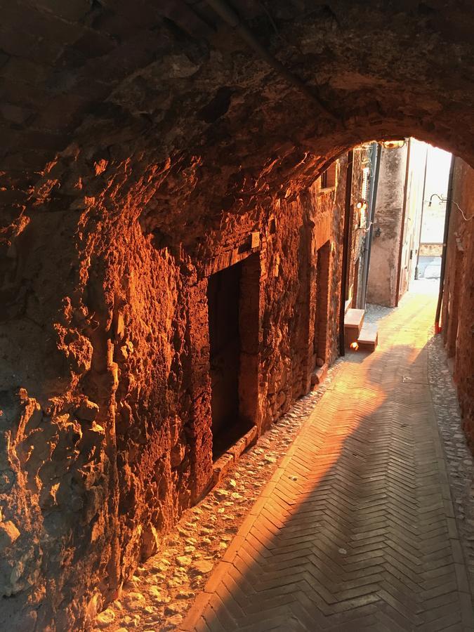 La Corte Di Alice Lugnano in Teverina Luaran gambar